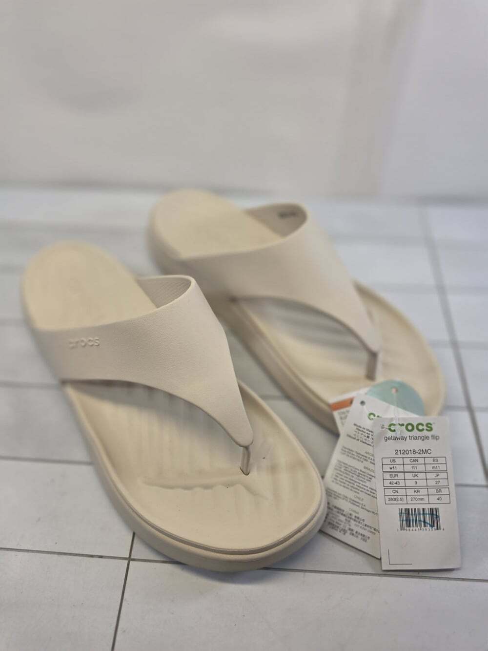 Crocs Getaway Triangle Flip Size Women’s Size 11